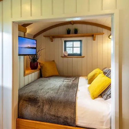 Monkwood Shepherds Hut - Ockeridge Rural Retreats Worcester Exterior foto